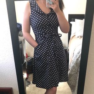 Retro polkadot dress with pockets!